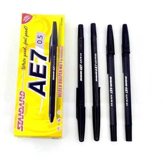 

(1Pak Isi 12pcs) Bolpoin Pena Pulpen standard AE-7 0,5 mm murah Pena Tinta Hitam Biru Merah