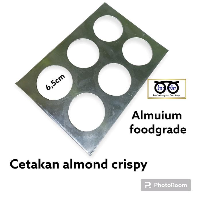 

Cetakan Almond Crispy 6.5 Cm Bahan Almunium Kitchenware