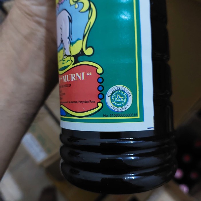 

Kecap Asin Bangka Cap Siong Gajah / Double SS / Rusa / Rose Mawar Botol Plastik 620 ml