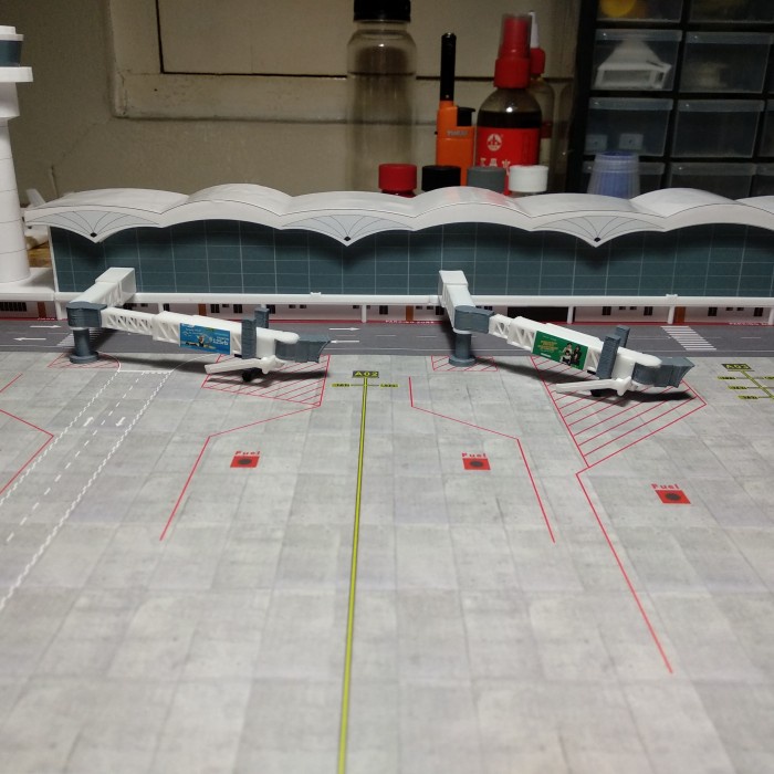 TERBARU Terminal Bandara + Garbarata skala 1:400