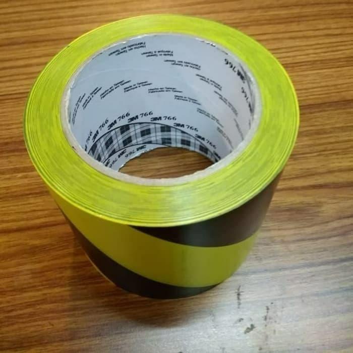 

LAKBAN LANTAI 3M 766 - FLOOR MARKING TAPE 3M 3" X 33 METER GARIS LINE