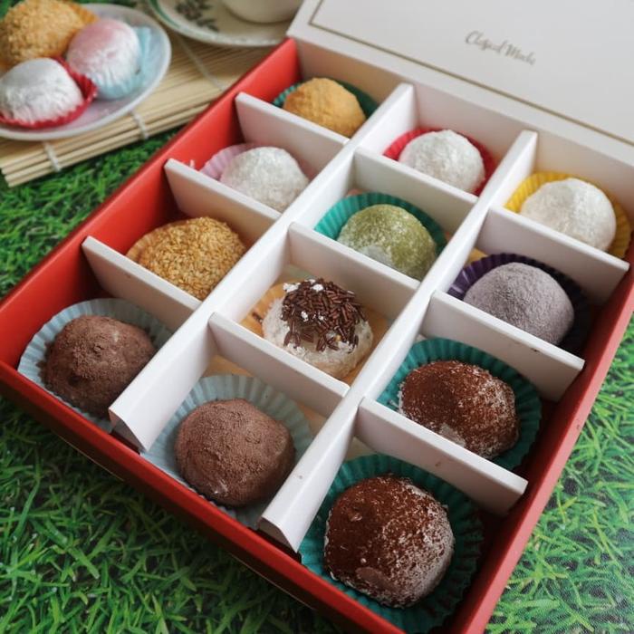 

Kue Mochi Enak ( Box Isi 12 ) - Classical Mochi
