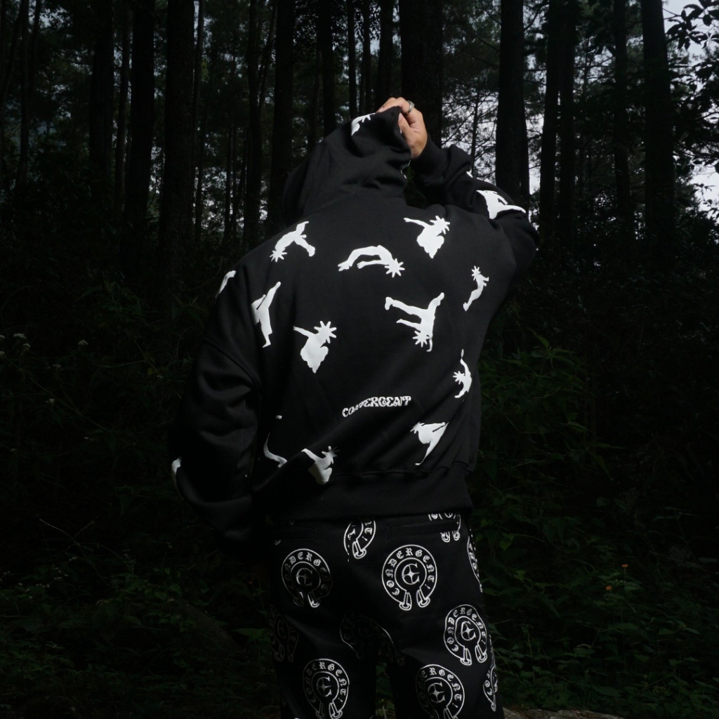 Convergent Boxy Zip Hoodie Keen - Black Hoodie Pria wanita unisex