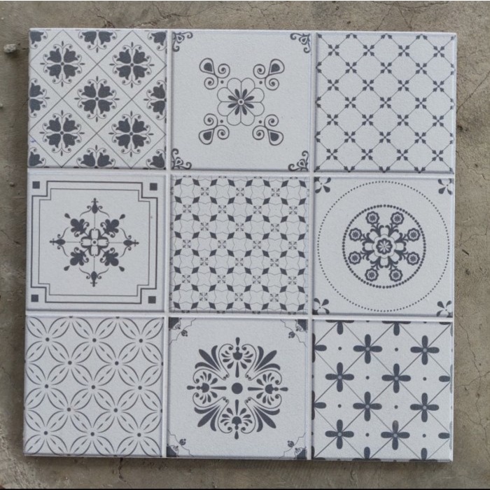KERAMIK KASAR LANTAI DINDING KAMAR MANDI GARASI FREESIA WHITE 40x40