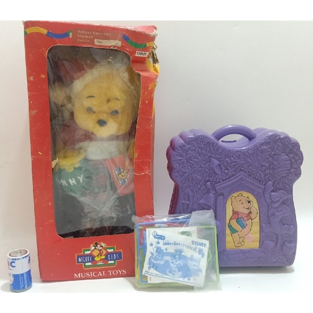 Set winnie the pooh doll 1980, model kit tomy, case bag disney vintage