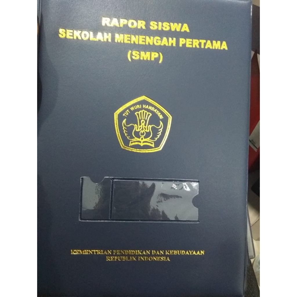 

Map Raport SMP K13 (isi 20 kantong)