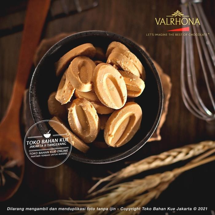 

Valrhona DULCEY 32% Blond 500gr Chocolate Couverture Cokelat Cream