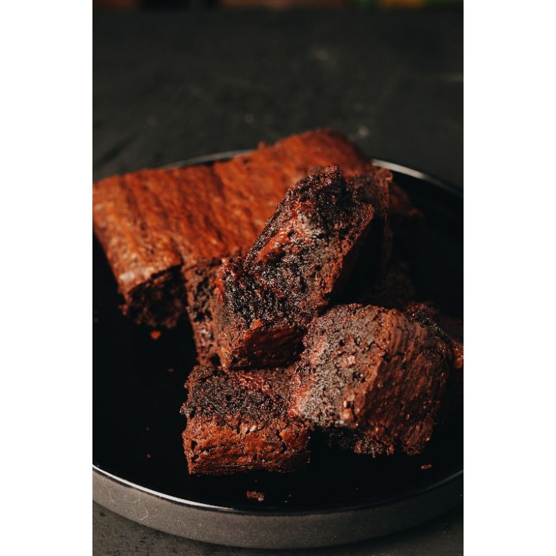 

AYOOOLLARIZSS!! Fudgybro Double Dark Varlhona Reguler Size Bronie