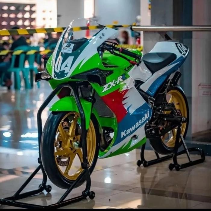 Paddock motor headlift depan ninja 250 fi er6 zx25r dll