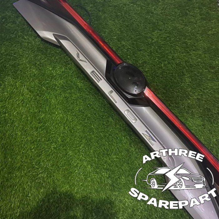 Trunklid Avanza Veloz 2022 Up