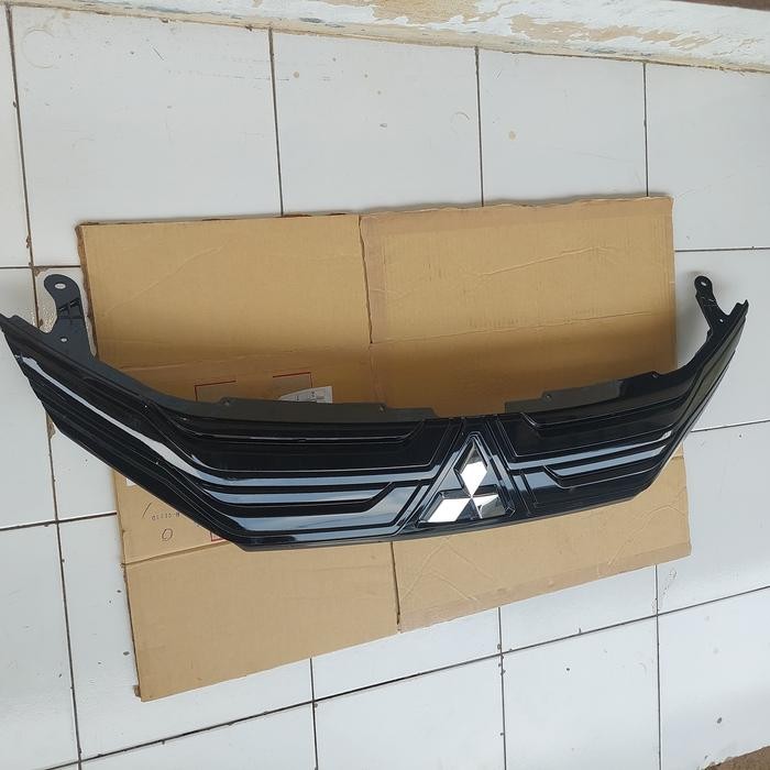 Grill Depan Xpander Original