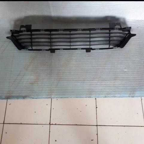 Grill Ram Bumper Depan Fortuner Vrz Original