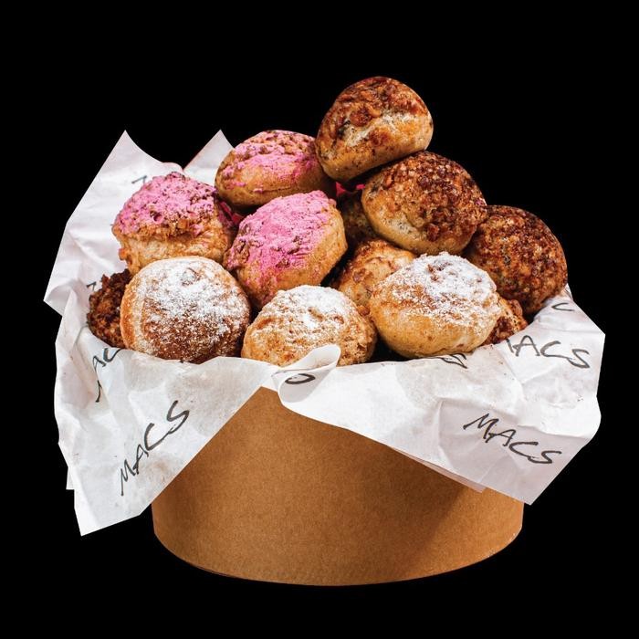 

New MACS Eclair - MINI JANCHOUX 24 pcs mini choux (GOJEK/GRAB ONLY)