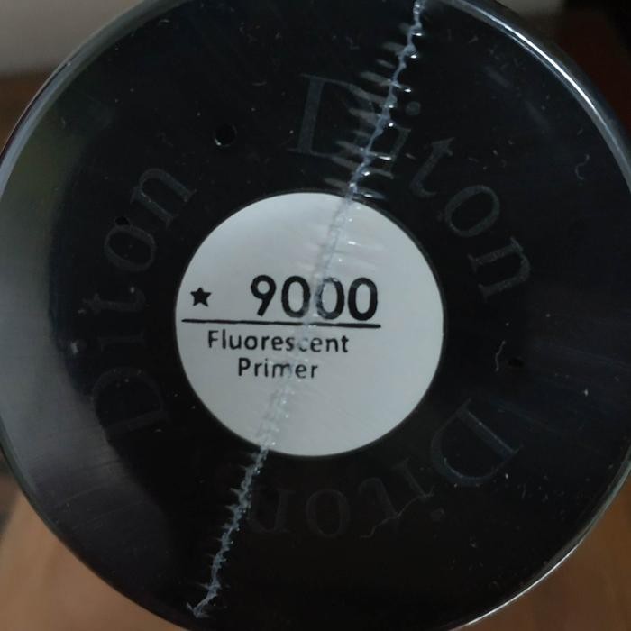 Lilissto Shop Cat Diton Premium ( *9000 ) Fluorescent Primer / Epoxy Primer Putih