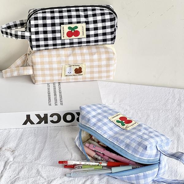 

ID KOTAK PENSIL TEMPAT PENSIL CANVAS CLASSIC PLAID MOTIF KOTAK-KOTAK LUCU CUTE ESTETIK HB1424