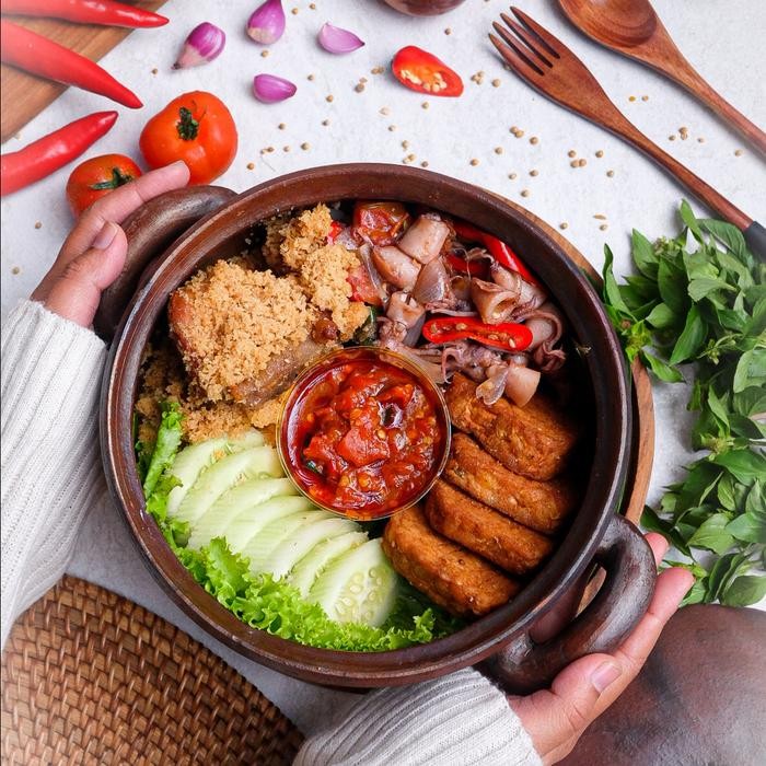 

PAKET KENDIL NASI LIWET BALI INDAH CATERING