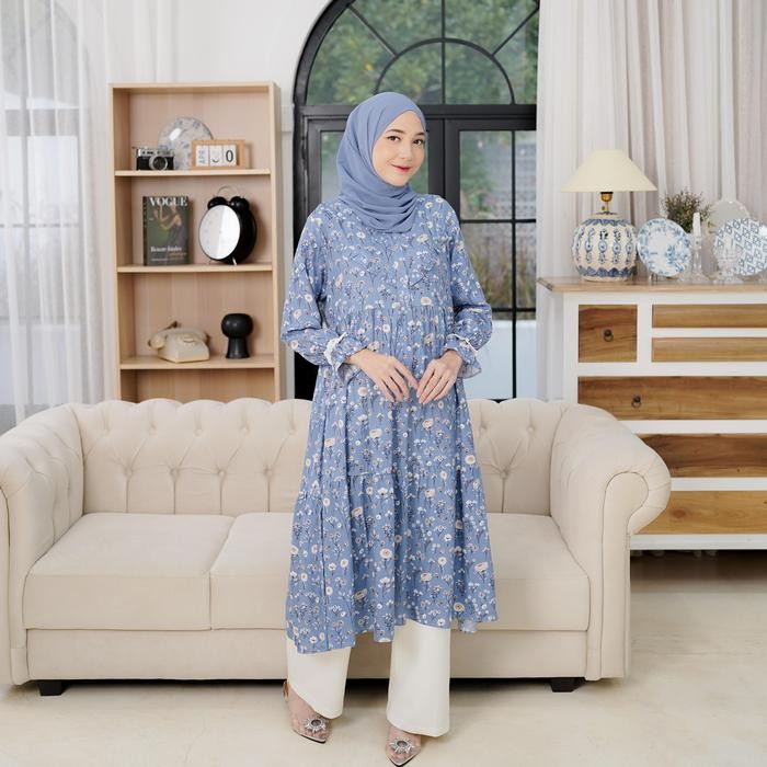 Gharim- Emily Tunik Couple Mom And Kids