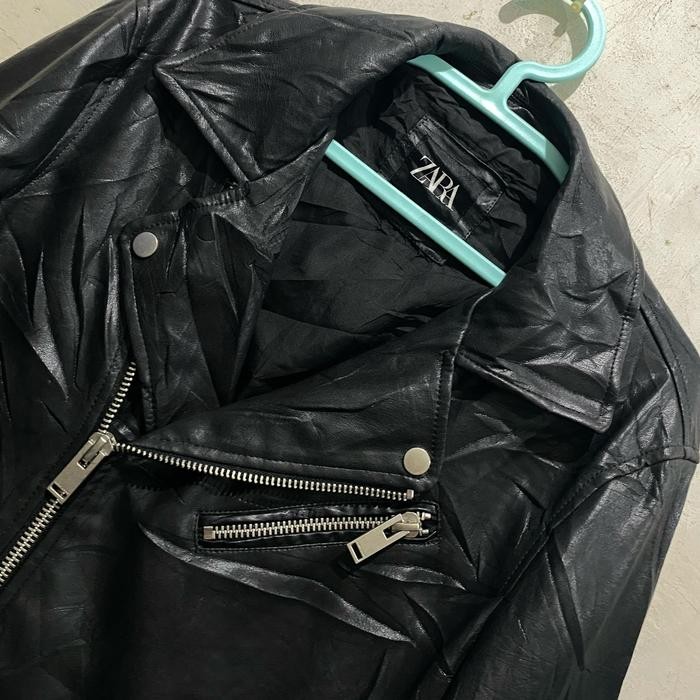 jaket kulit biker ramones Zara