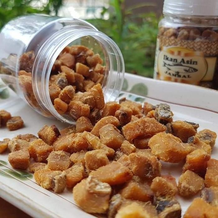 

IKAN ASIN JAMBAL SIAP SAJI. TINGGAL TABUR DI NASGOR/MIE/BUBUR/MASAKAN