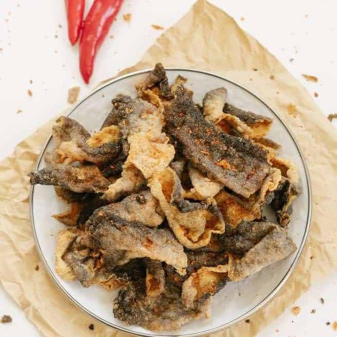 

terbaru !!! kerupuk kulit ikan mentah 500 gram ready