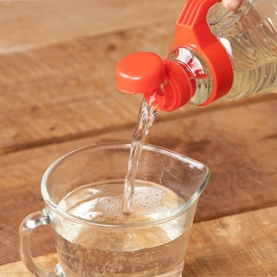 

LOTTE DELGA Hwanman Vinegar - Cuka Asli Korea 1.8L