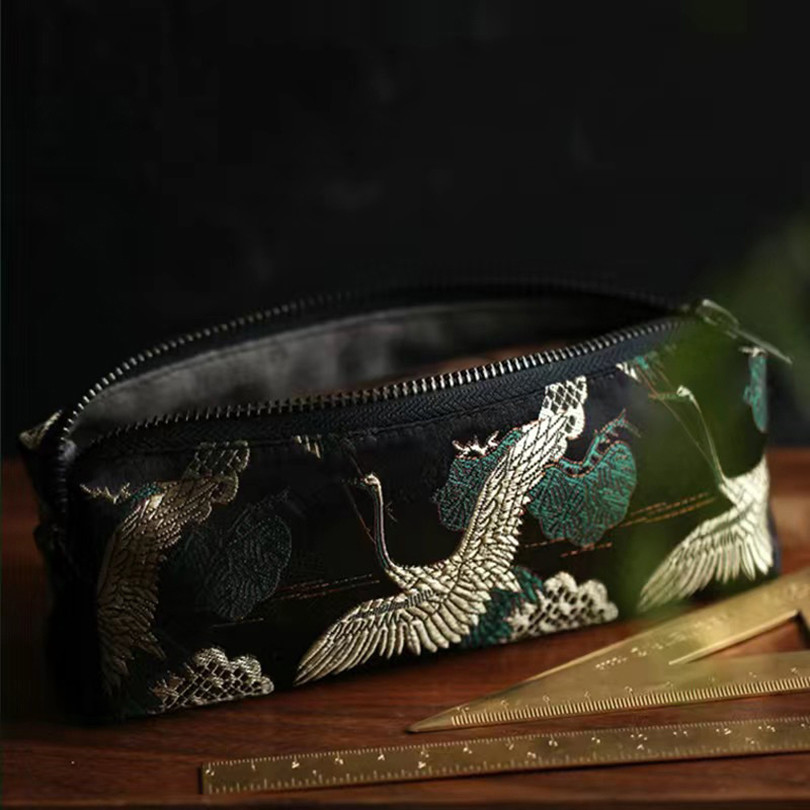 

Retro Pencil Case Kawaii Stationery Kalemlik Pencilcase Embroidery Pen Case Golden Thread Trousse