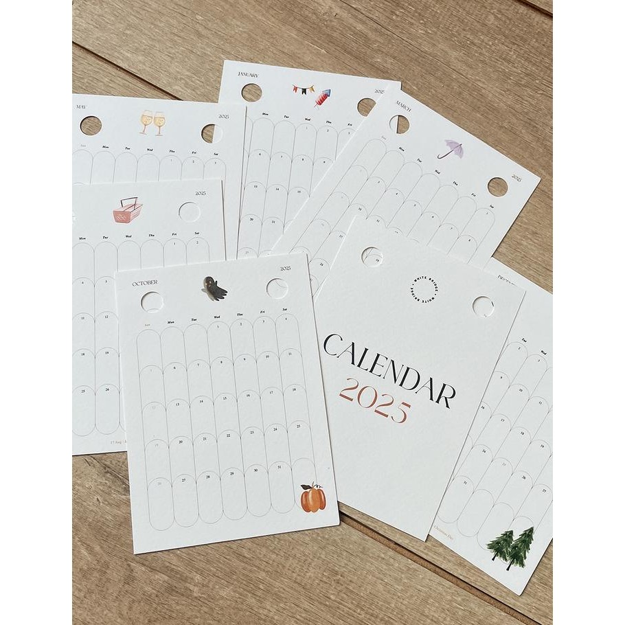 

Wooden Desk Calendar / Kalendar meja