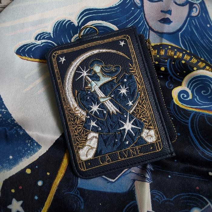 

La Lune Embroidered Card Wallet