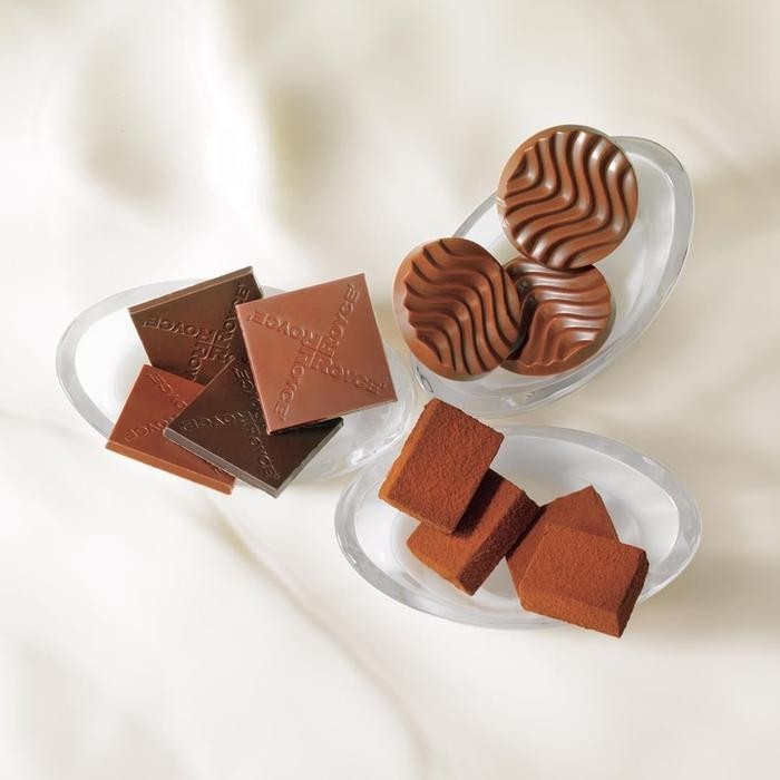 

Royce - Pure Chocolate "Mild Bitter & Extra Bitter" Terlaris