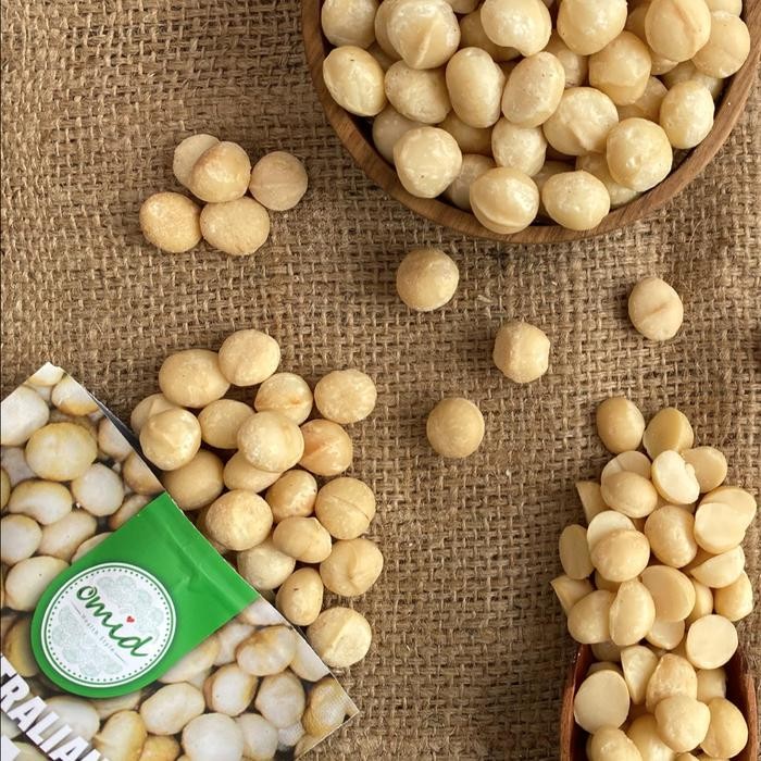 

Roasted Salted Macadamia Nuts (Kacang Macadamia Panggang Asin) 250gr Terlaris