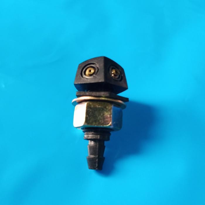 Nozzle Wiper Nozzle Semprotan Air Wiper Panther Kotak Panther 2300Cc Kode 004
