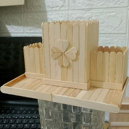 

Tempat Pensil Dari Stik Es Krim