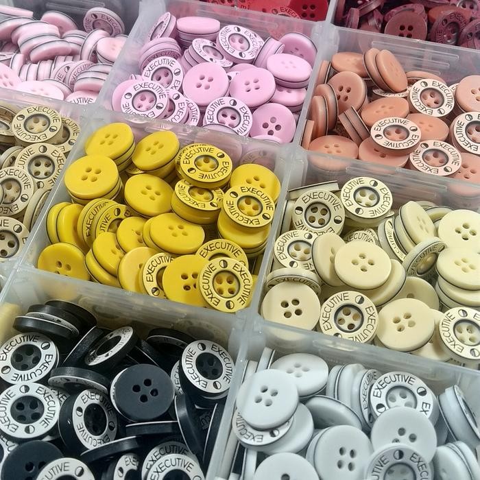 PREMIUM Kancing hem executive per lusin