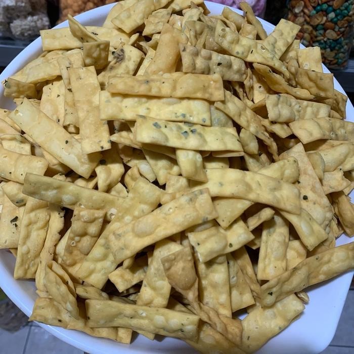 

1 Kg Kemasan Cemilan Stik Bawang Rasa Gurih Dan Renyah