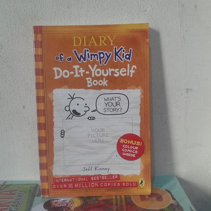 DIARY OF A WIMPY KID DO-IT-YOURSELF BOOK - JEFF KINNEY