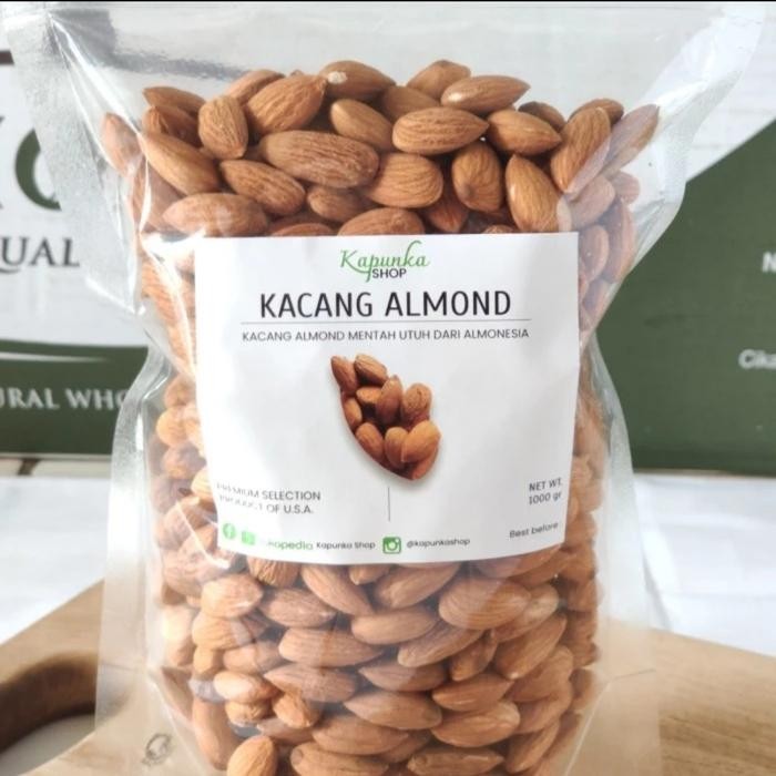 

Kacang Almond mentah 1kg/california almond usa/Almonesia