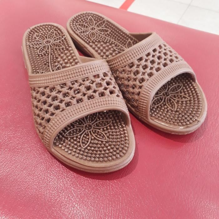 Sandak Sandal Karet Wanita Bata Antislip/Lentur/Nyamandipakai