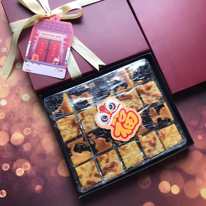 

Pesta- 10pcs Kotak Merah MARON Mika Sekat K8854 Box Nastar LapisCEK VARIAN