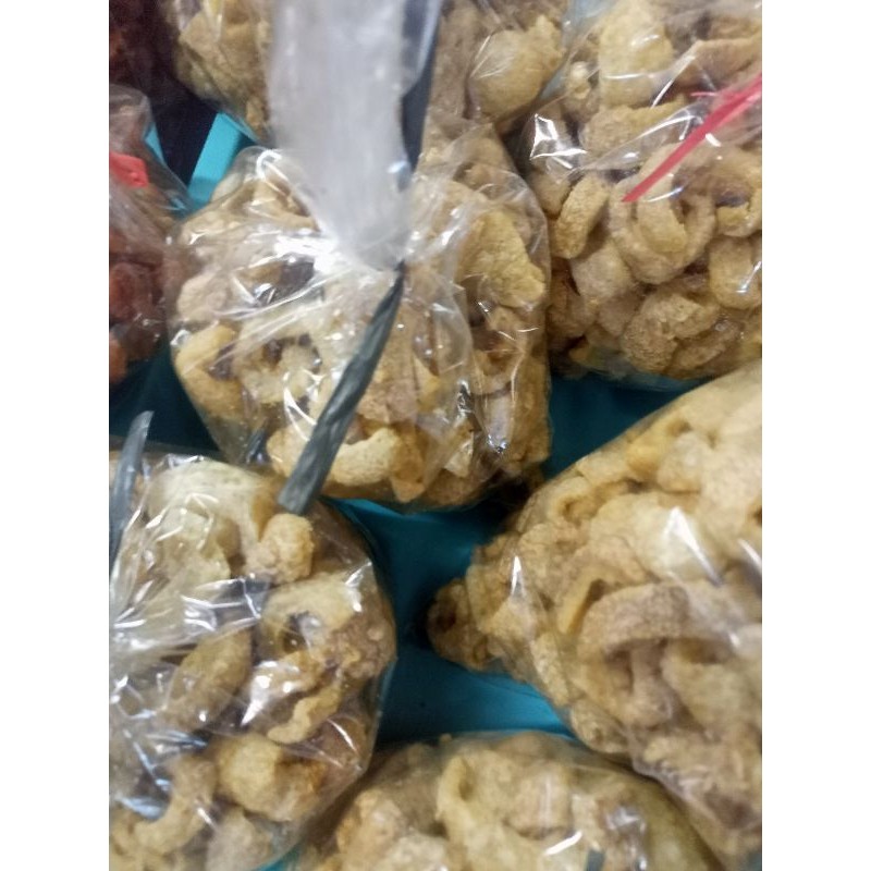 

Restokobar Krupuk Samsam Babi Gurih