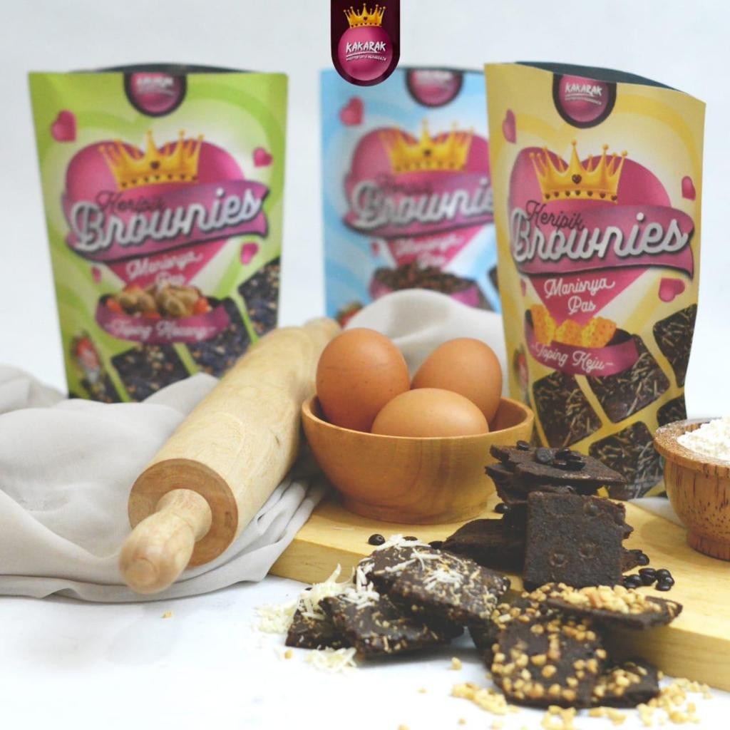 

Omahjajanan Kakarak - Keripik Brownies Series - Cemilan Brownies Chips Topping Keju Kacang