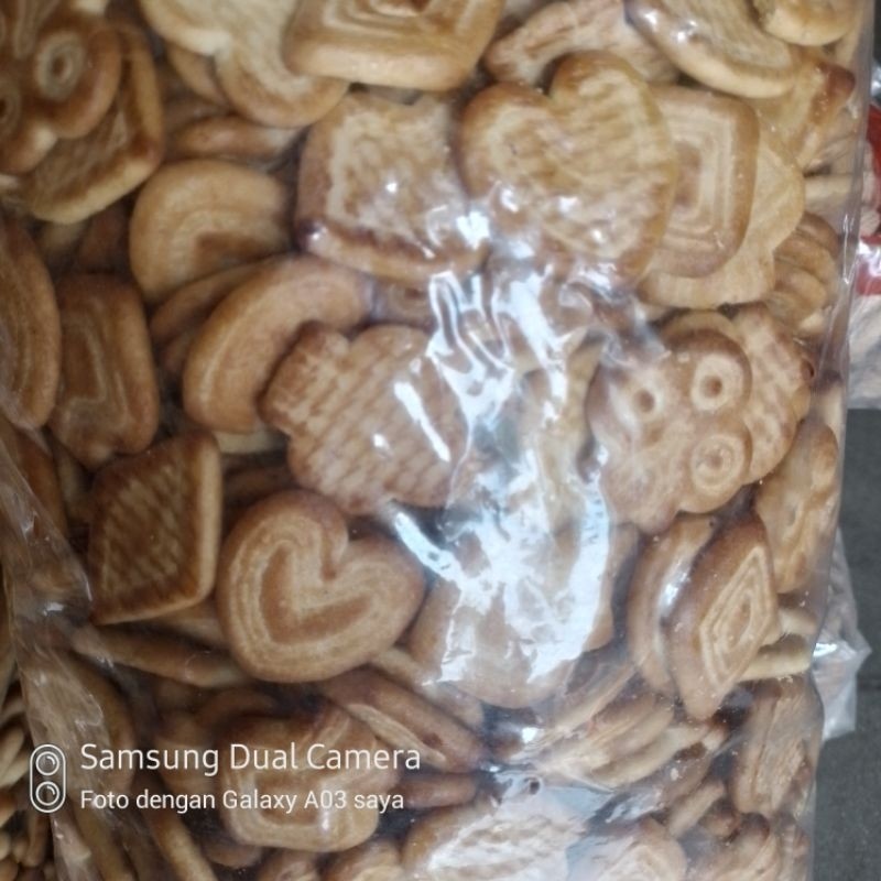 

Omahjajanan Biskuit Sugar Bentuk Jadul Isi 1Kg