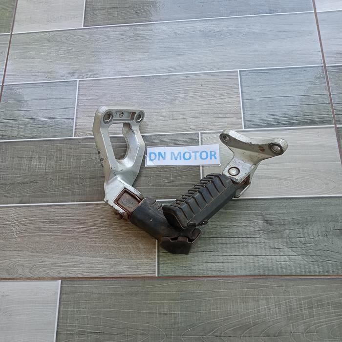 PREMIUM footstep belakang mio sporty mio lama second ori