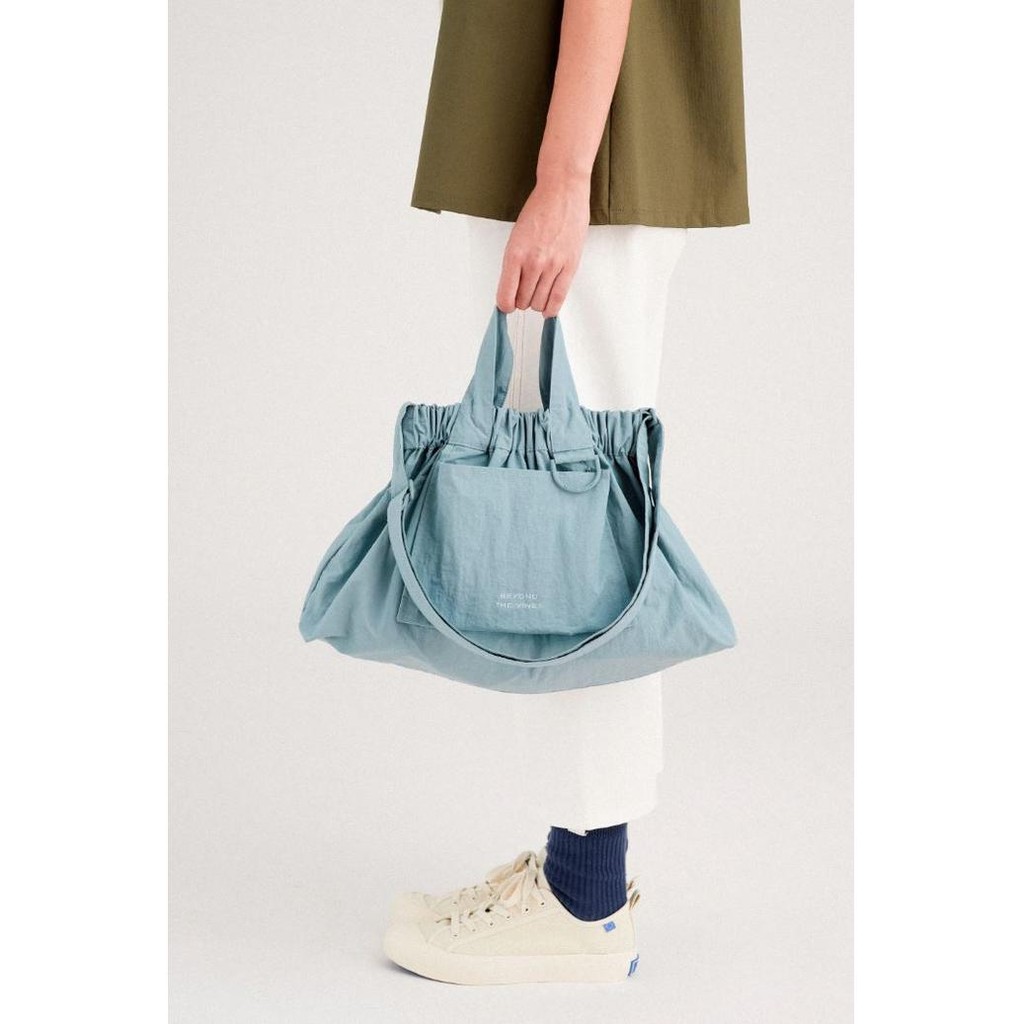 BEST SELLER (READY) Beyond The Vines BTV M Dumpling Bag