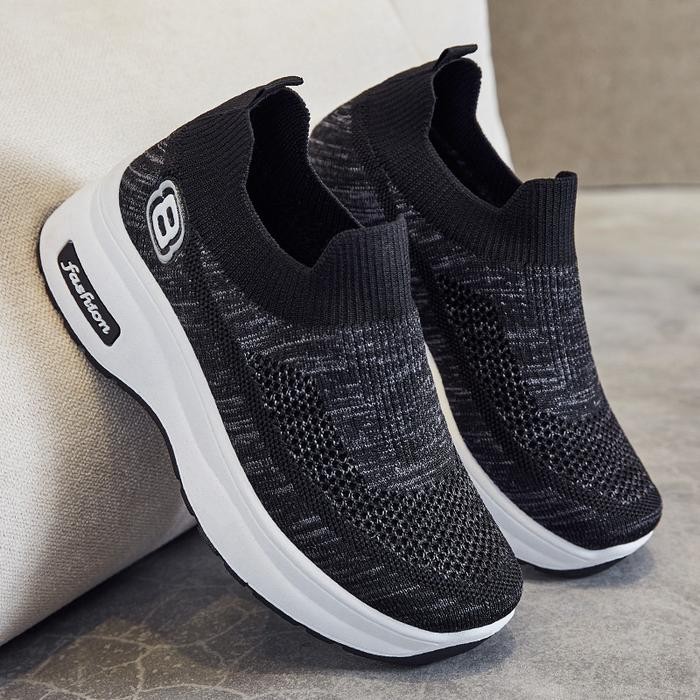 BEST SELLER Sepatu Sneakers Wanita Import HighSole Slip On Rajut