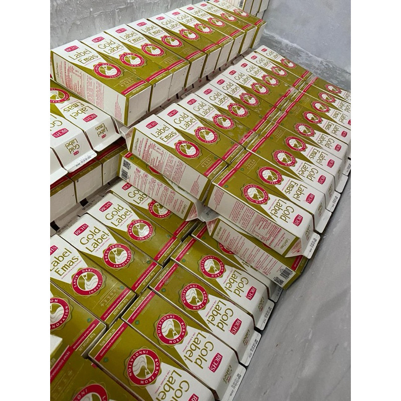 

Richs Whipping Cream Gold Label 907gr