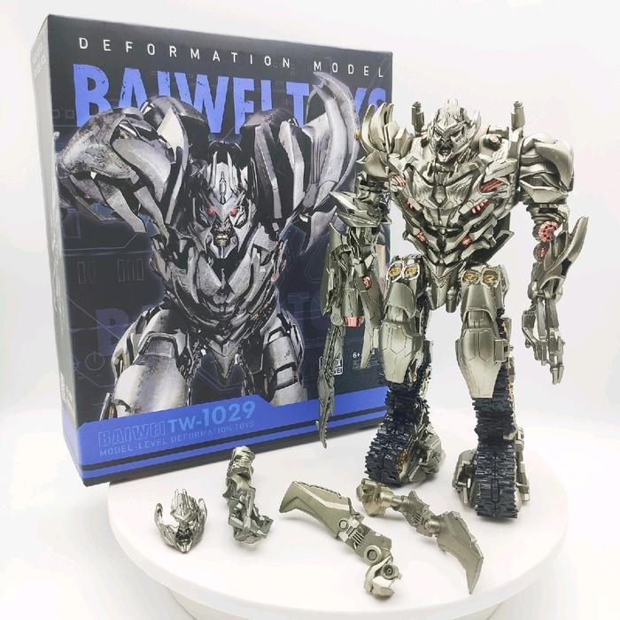 MainanRobotTransformersMegatronTW-1029TengweiBaiweiTW1029