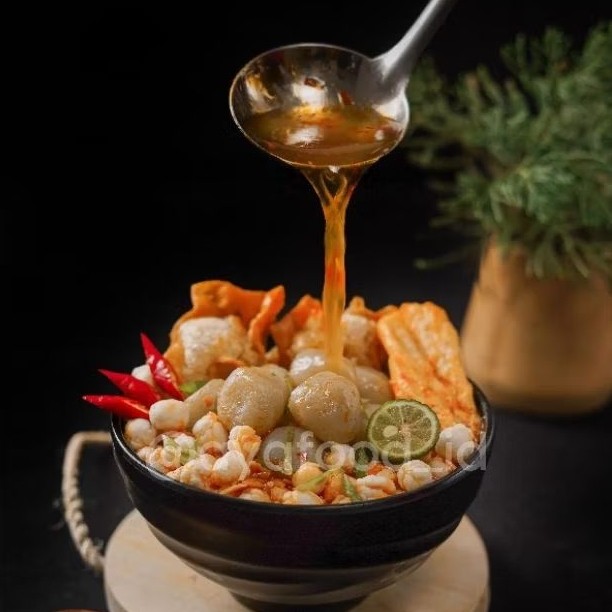 

Sensasi Lezat Aya Food - Baso Aci Extra Hot Bakso Tulang Rangu Oleh Oleh Kuliner Bandung