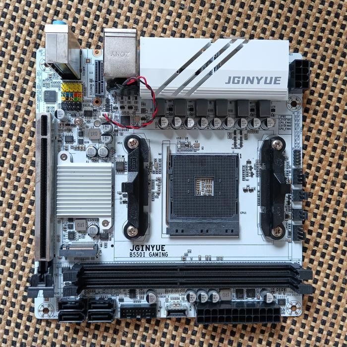 MOTHERBOARD AM4 B550I ( DDR4 , B550 NVME ITX ) TERLARIS