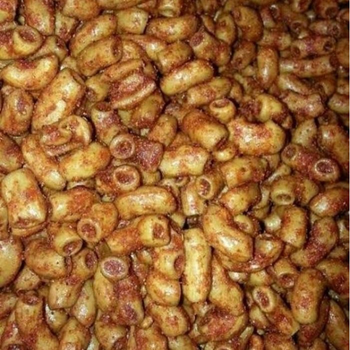 

1KG MAKRONI BANTAT MAKRONI BANTET KRIUK GURIH PEDAS EXTRA PEDAS CEMILAN KEKINIAN