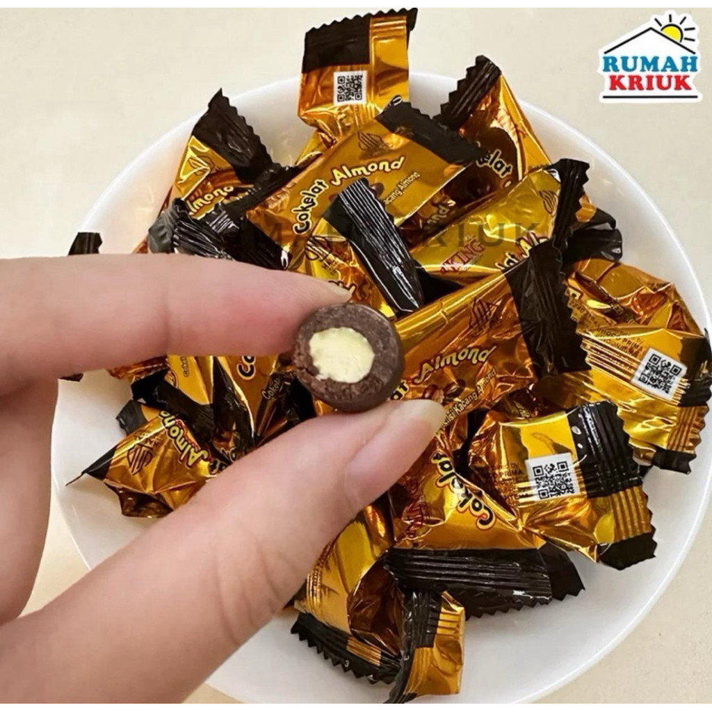 

Mamam_Asoy 1 (Satu) Toples Coklat Almond Isi 40 Pcs